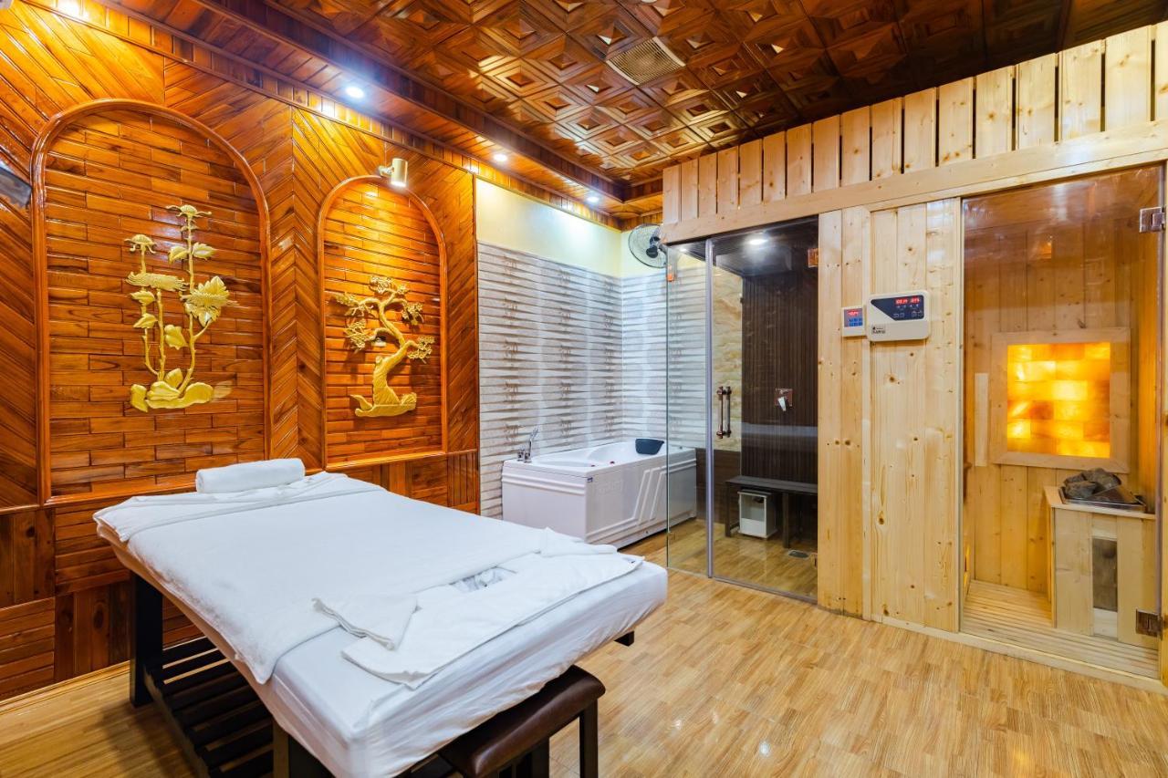 Theking Hotel Huong Gia Exterior foto